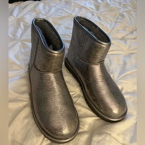 UGG Classic Mini Metallic Sparkle Women’s Boot